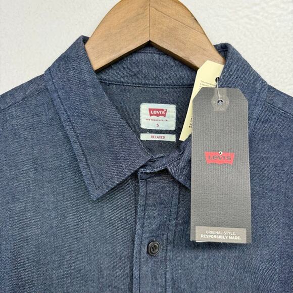 Levis Denim Shirt men's Small Blue Relaxed Chambray Work Organic Cotton NEW - Picture 1 of 10